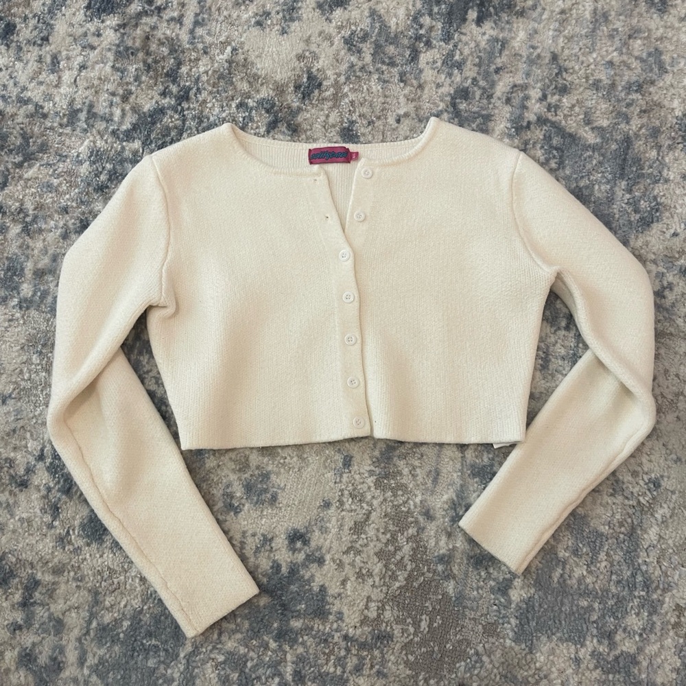 Cropped sweater